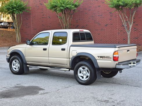 Used 2004 Toyota Tacoma 2WD Double Cab PreRunner V6 image 12