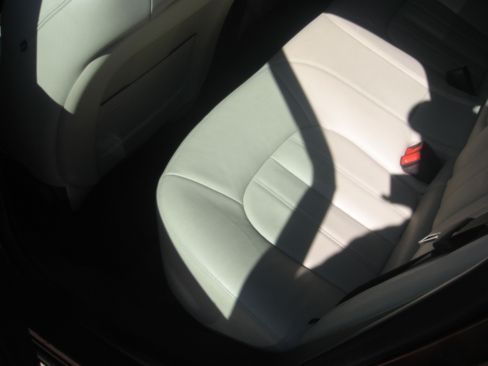 Used 2012 Buick Verano Leather image 7