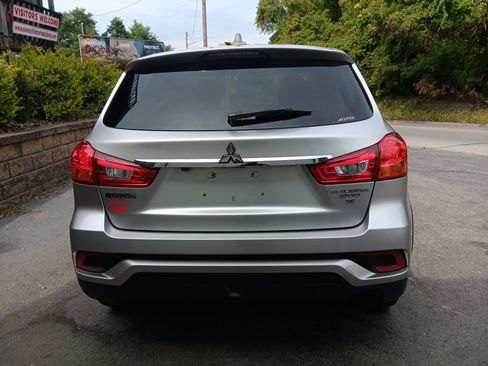 Used 2018 Mitsubishi Outlander Sport SE image 16