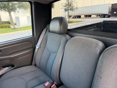 Used 2007 Chevrolet Silverado 1500 Classic W/T image 78