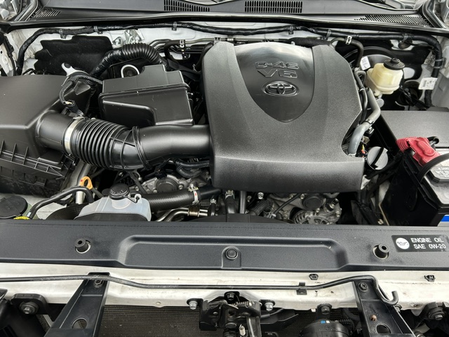 Used 2018 Toyota Tacoma 4x4 Double Cab image 22