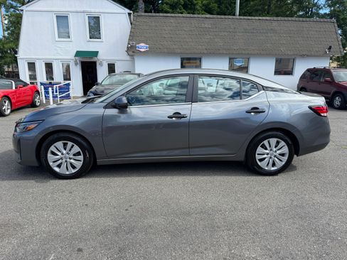 Used 2024 Nissan Sentra S FWD image 20
