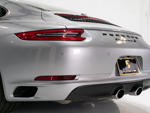 Used 2019 Porsche 911 Carrera S Coupe RWD image 49