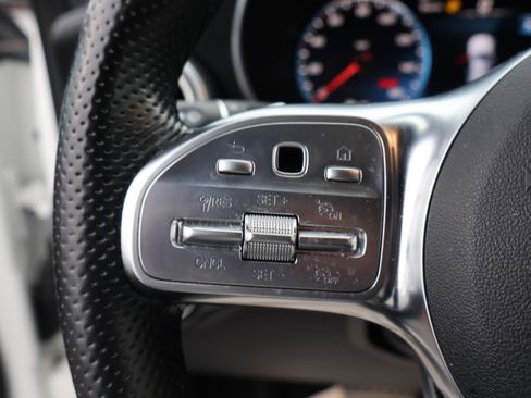 Used 2022 Mercedes-Benz GLC 300 image 23