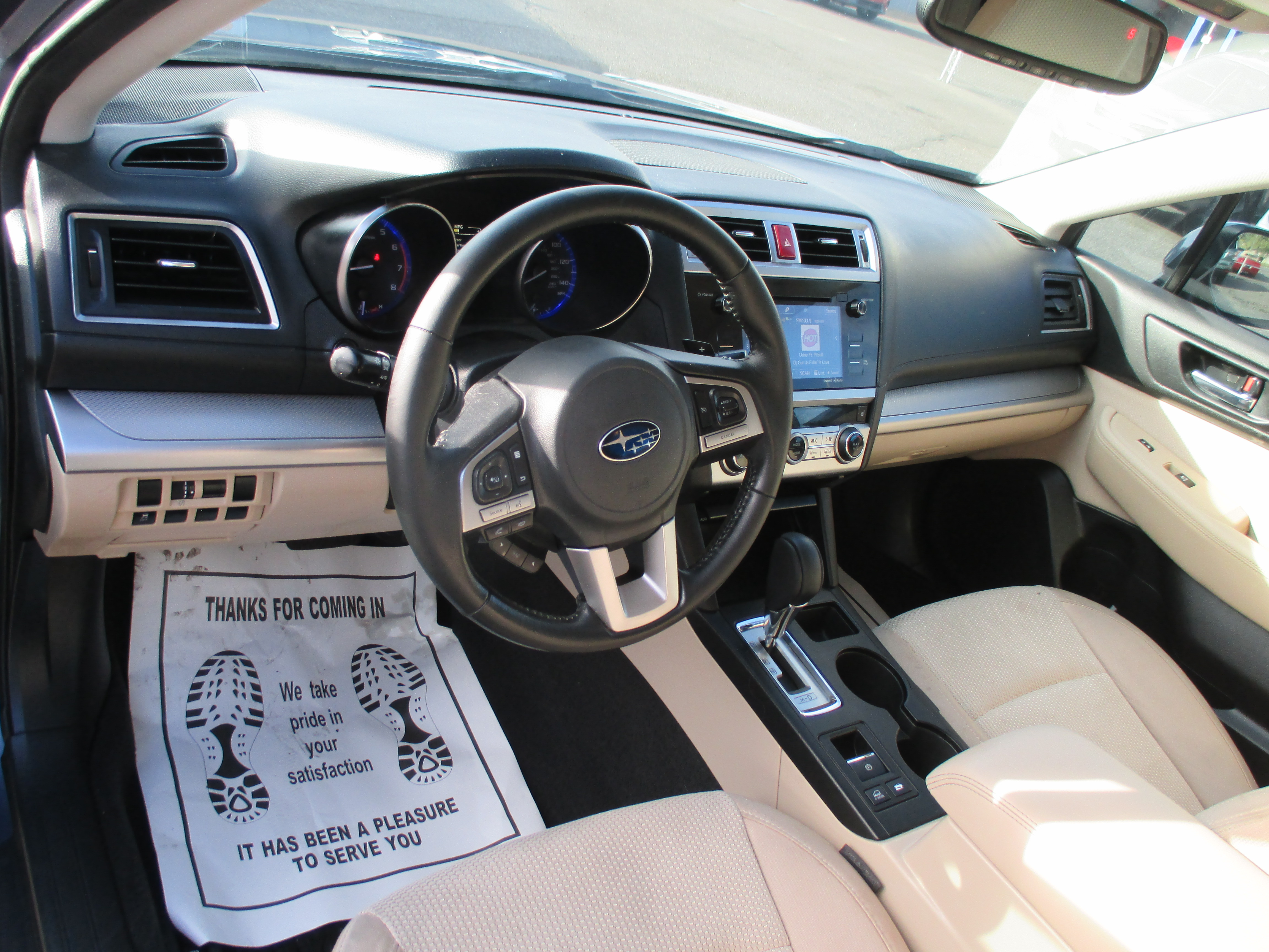 Used 2015 Subaru Outback 2.5i Premium AWD/4WD image 3
