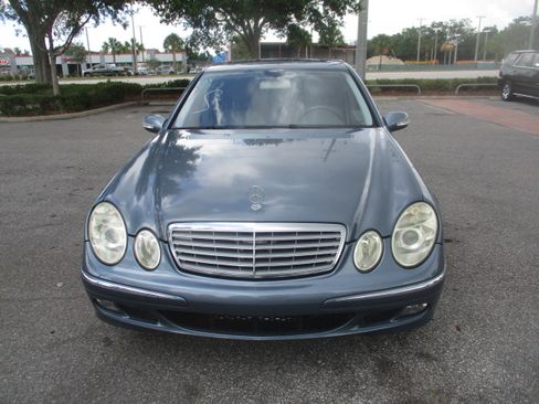Used 2006 Mercedes-Benz E 350 Sedan image 3