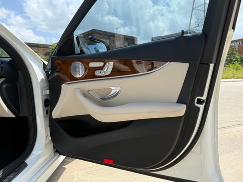 Used 2019 Mercedes-Benz E 450 image 15