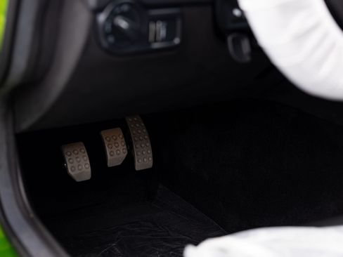 Used 2017 Dodge Viper GTC image 95