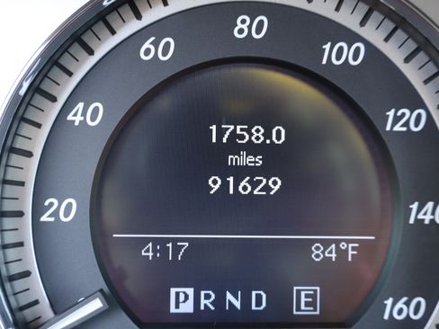 Used 2012 Mercedes-Benz GLK 350 image 24