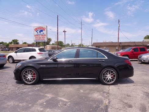 Used 2019 Mercedes-Benz S 63 AMG S 4MATIC Sedan image 3