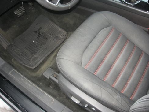 Used 2016 Ford Fusion SE image 9