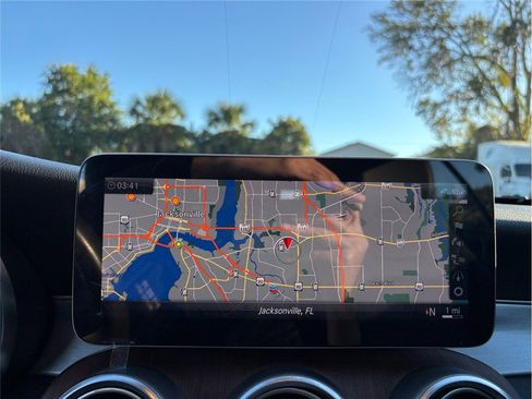 Used 2020 Mercedes-Benz C 300 image 30