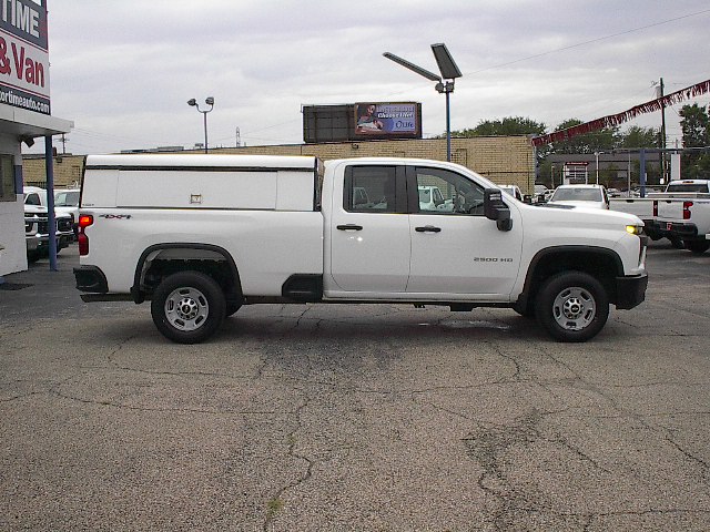 Used 2022 Chevrolet Silverado 2500 W/T AWD/4WD image 3