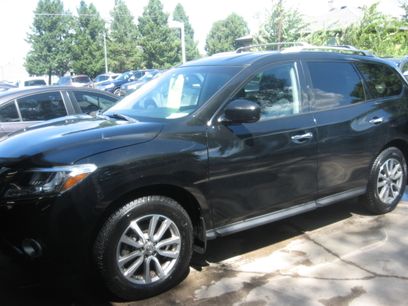 Used 2016 Nissan Pathfinder SV