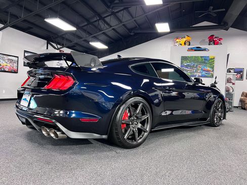 Used 2021 Ford Mustang Shelby GT500 w/ Carbon Fiber Track Pack image 37