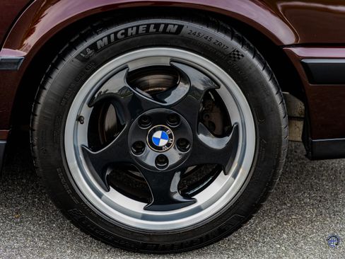 Used 1991 BMW M5 image 5