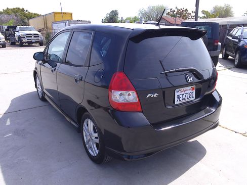 Used 2008 Honda Fit Sport image 3