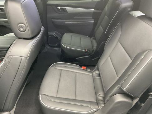 New 2026 Buick Enclave Preferred image 7