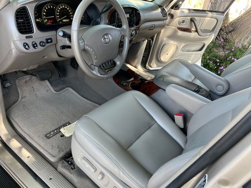 Used 2007 Toyota Sequoia Limited image 13