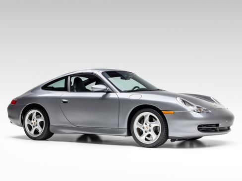 Used 2001 Porsche 911 Coupe 2 wheel drive image 2