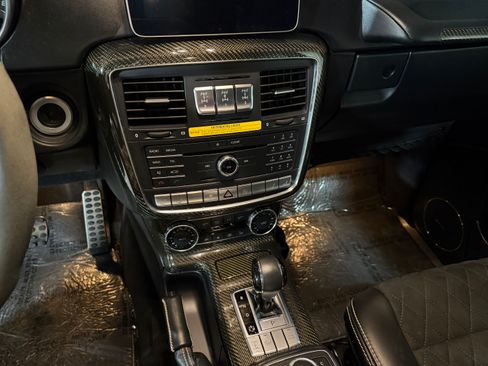 Used 2018 Mercedes-Benz G 550 Squared image 34