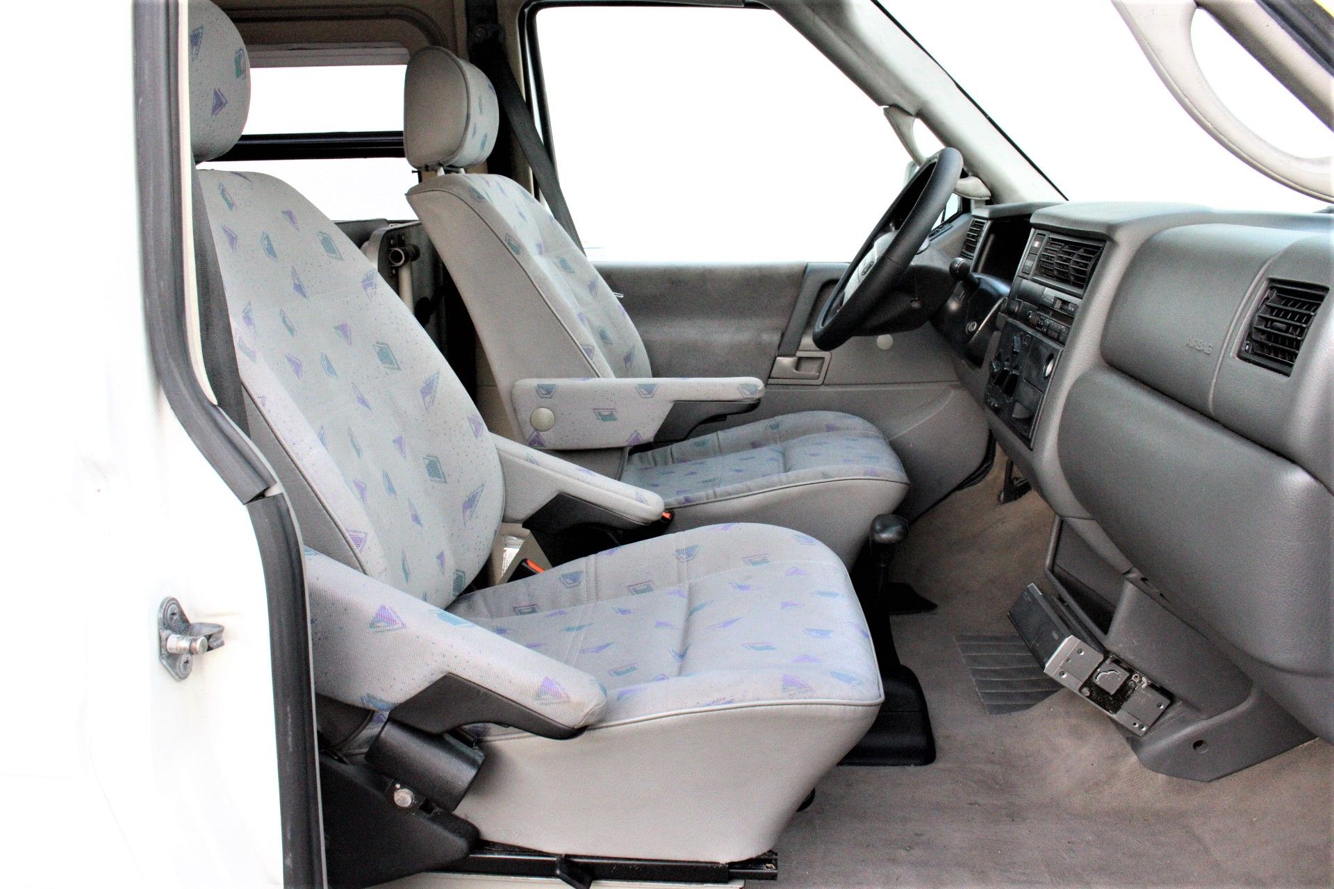 Used 1997 Volkswagen Eurovan Camper FWD image 14