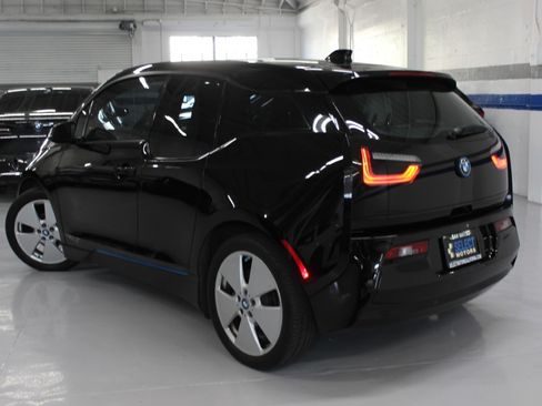 Used 2016 BMW i3 w/ Range Extender RWD image 12