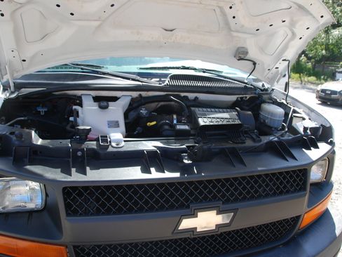 Used 2013 Chevrolet Express 1500 UNAVAIL RWD image 25