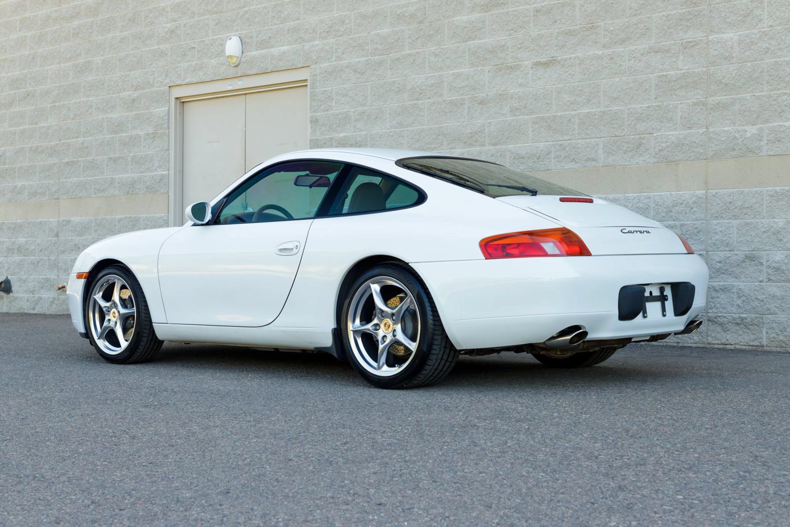 Used 1999 Porsche 911 Carrera image 24