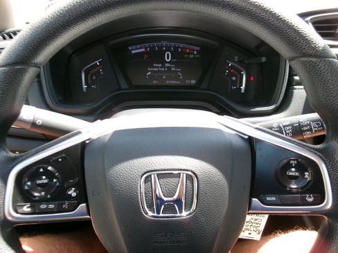 Used 2020 Honda CR-V LX image 11