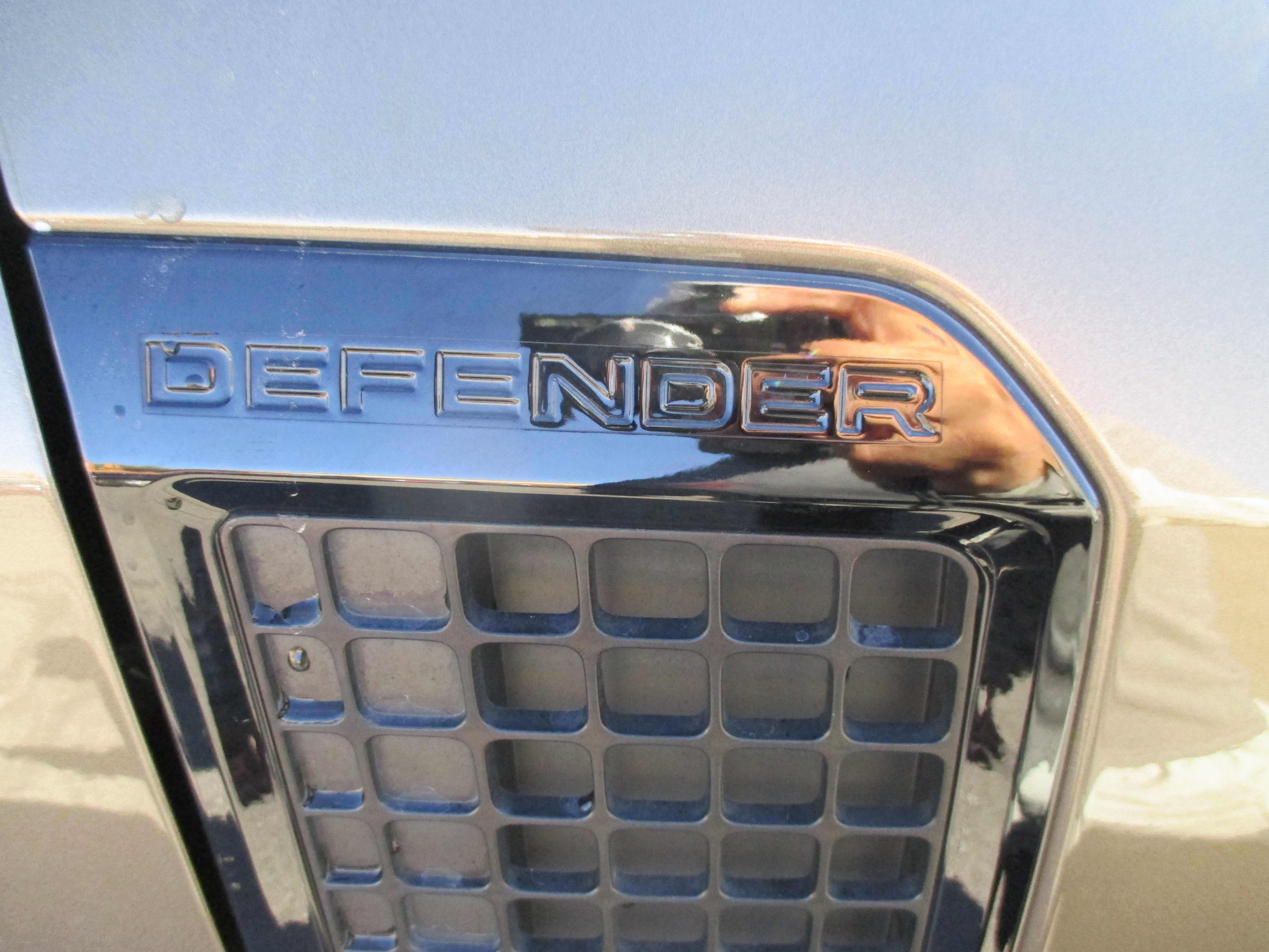 Used 2021 Land Rover Defender 110 X-Dynamic HSE AWD/4WD image 9