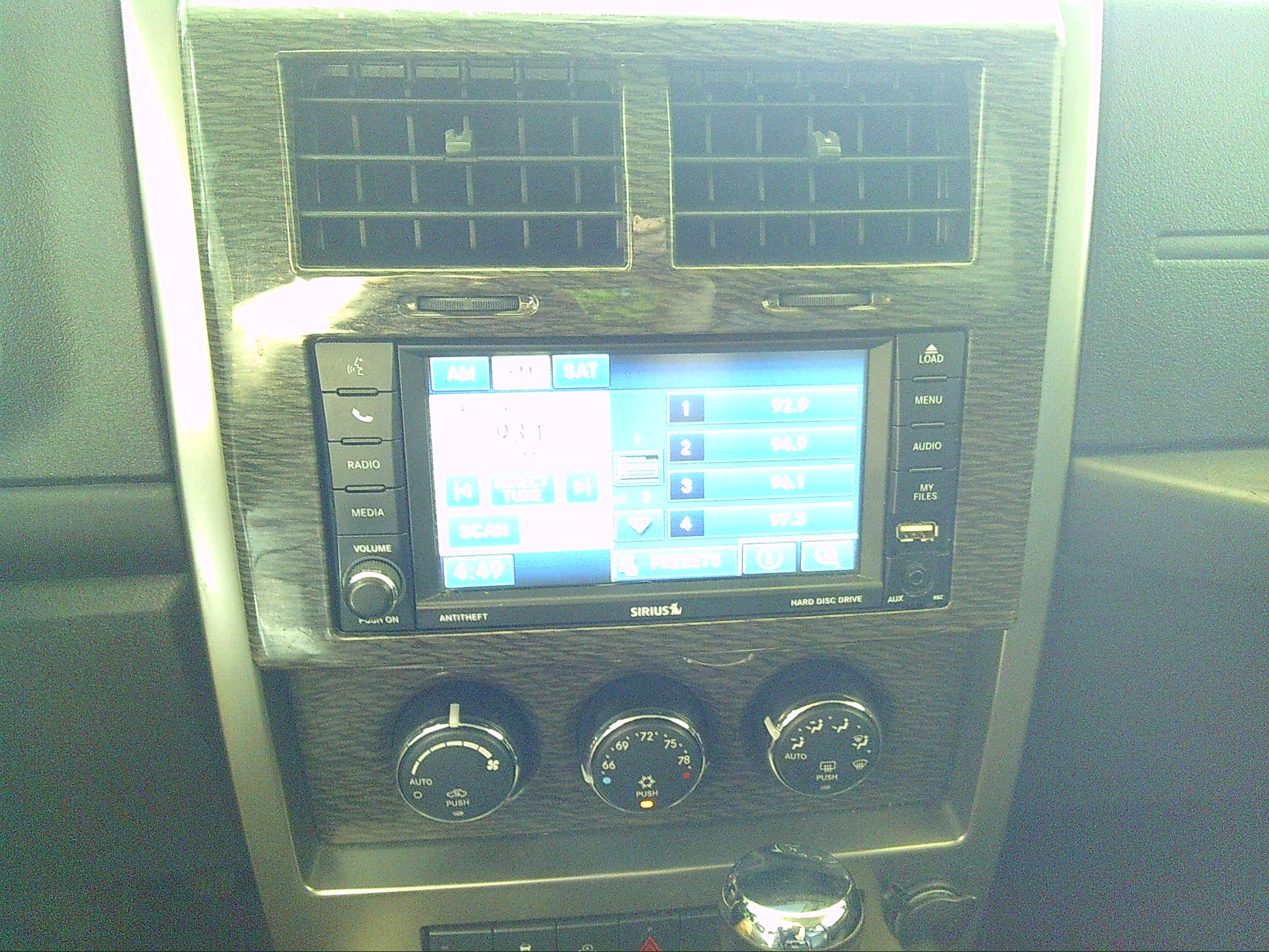 Used 2012 Jeep Liberty 4WD Limited Jet image 16