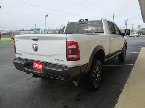 Used 2024 RAM 2500 Laramie Longhorn image 12