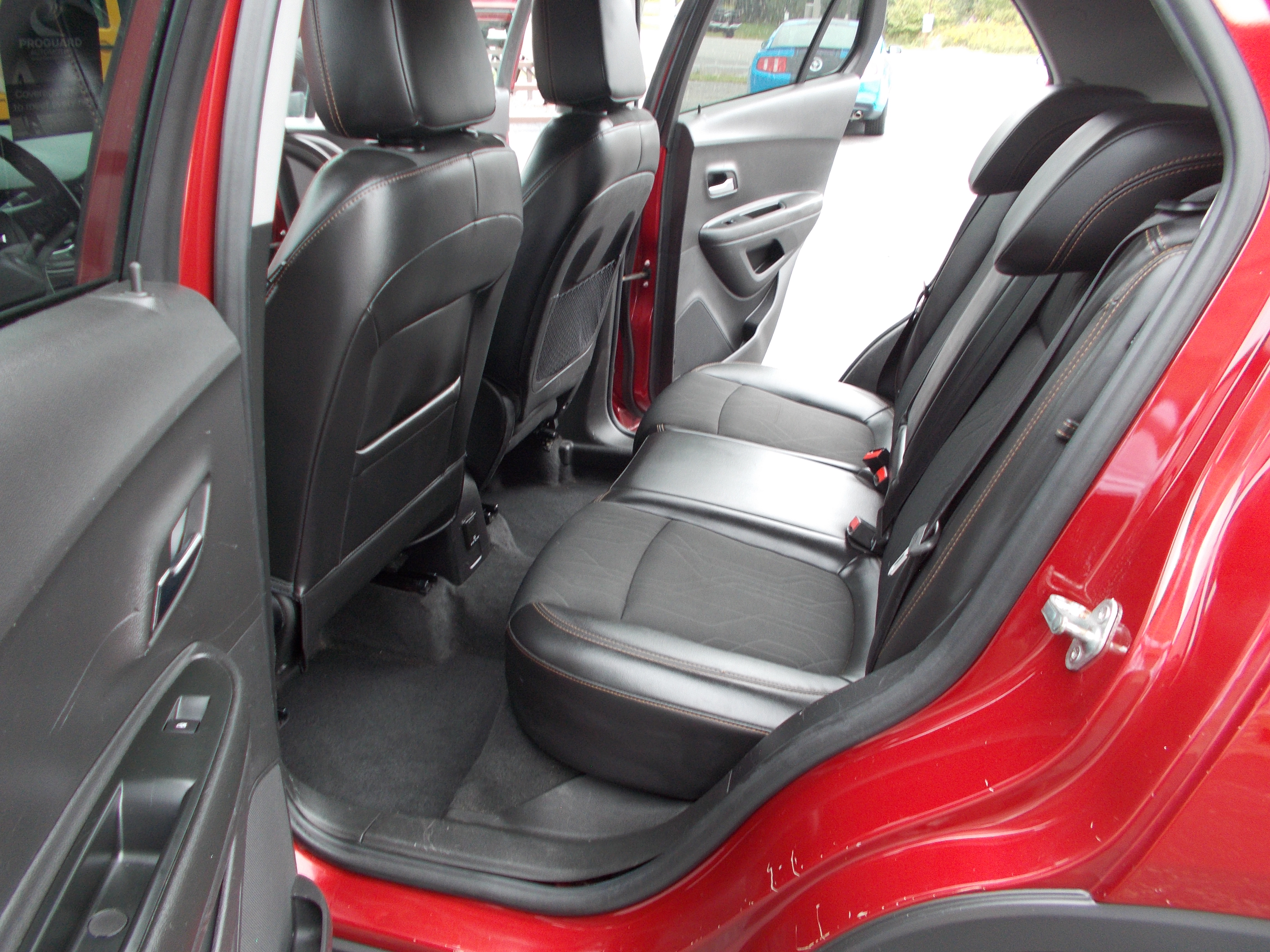 Used 2019 Chevrolet Trax AWD LT w/ 1LT image 14