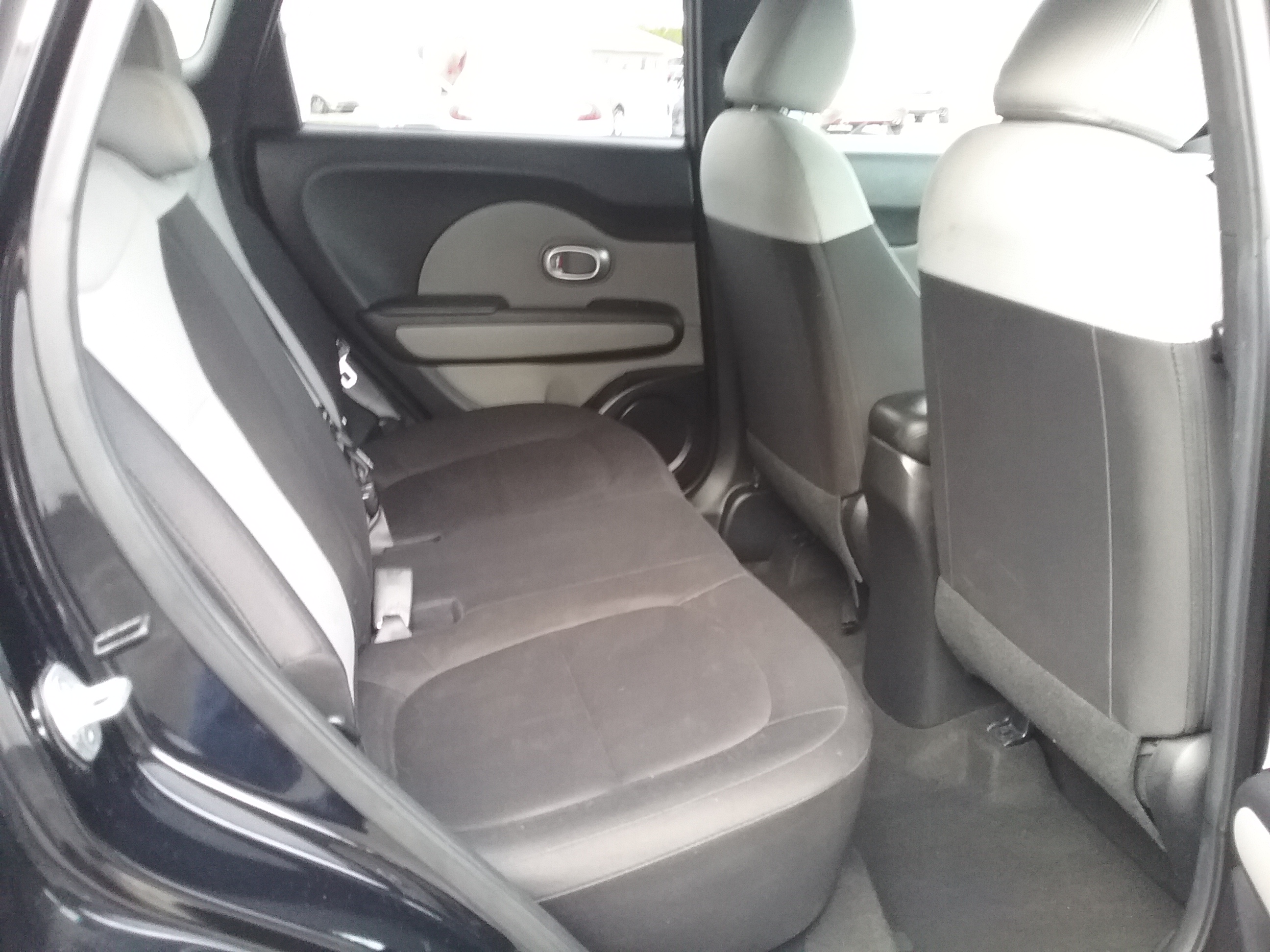 Used 2016 Kia Soul FWD image 10