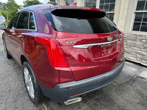 Used 2017 Cadillac XT5 Luxury image 8