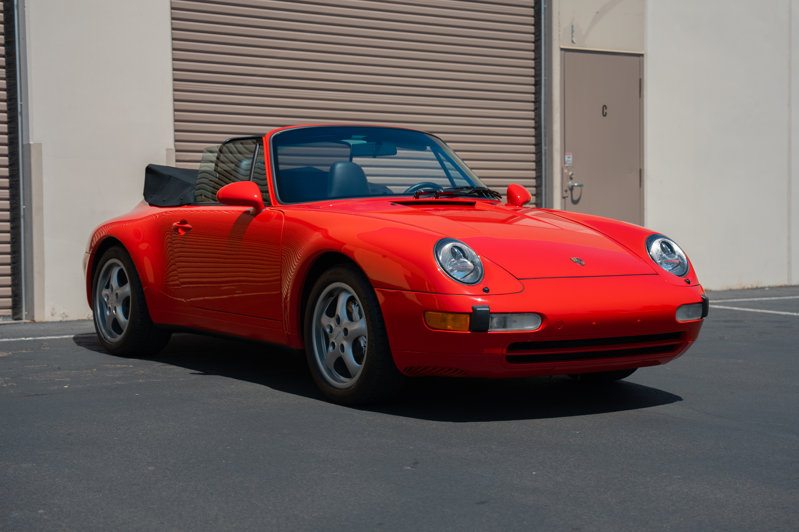 Used 1996 Porsche 911 Carrera 4 Cabriolet AWD/4WD image 17