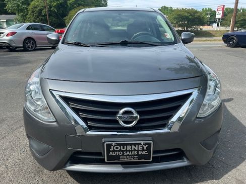 Used 2018 Nissan Versa 1.6 S Plus FWD image 7