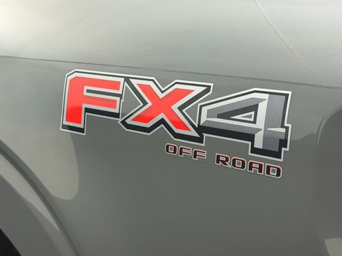 Used 2021 Ford F150 XLT image 20