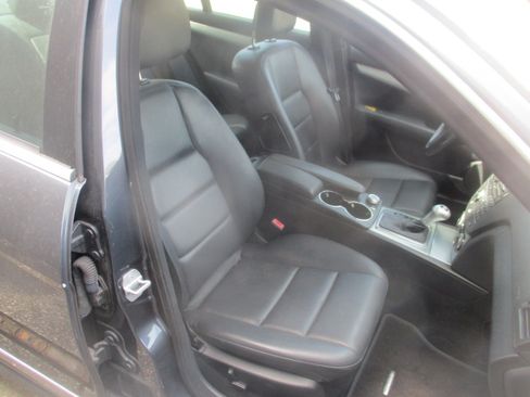 Used 2008 Mercedes-Benz C 300 Sport image 5