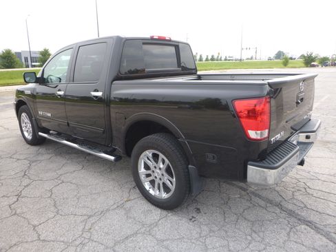 Used 2013 Nissan Titan 4x4 Crew Cab image 8