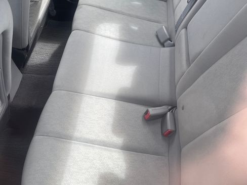 Used 2010 Hyundai Elantra image 3