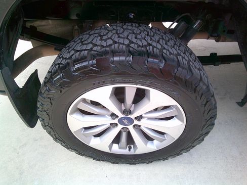 Used 2018 Ford F150 STX image 21