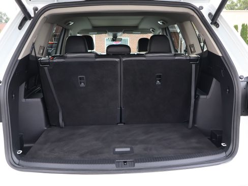 Used 2023 Volkswagen Atlas SEL image 14