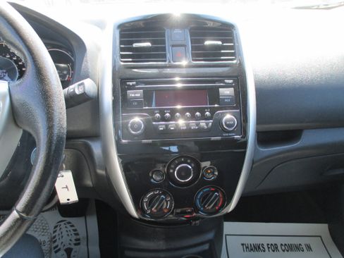 Used 2015 Nissan Versa Note SV w/ Sport Value Package FWD image 6
