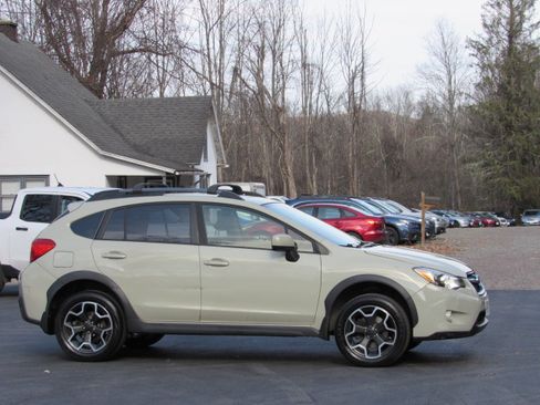 Used 2013 Subaru XV Crosstrek 2.0i Limited image 18