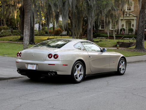 Used 2005 Ferrari 612 Scaglietti RWD image 3