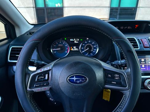 Used 2015 Subaru XV Crosstrek 2.0i Limited AWD/4WD image 31