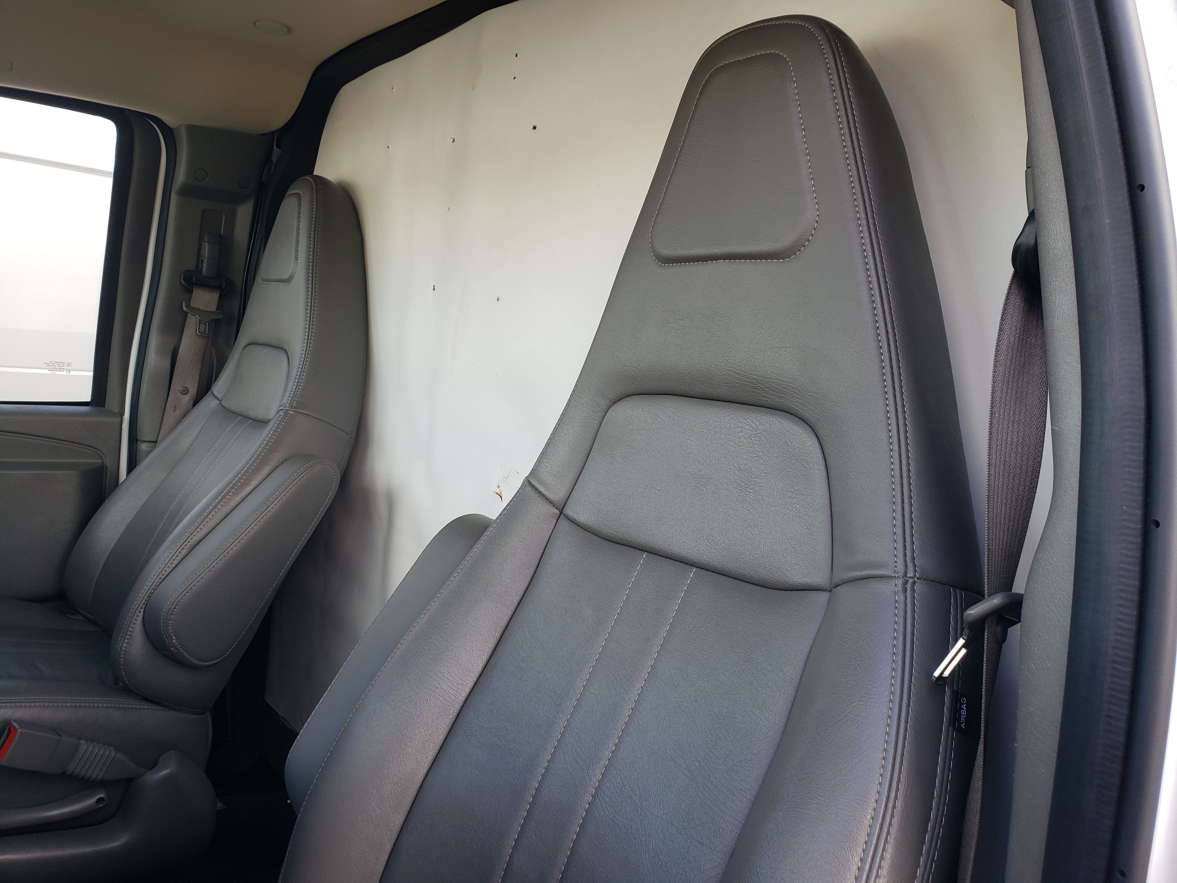 Used 2024 Chevrolet Express 2500 RWD image 14