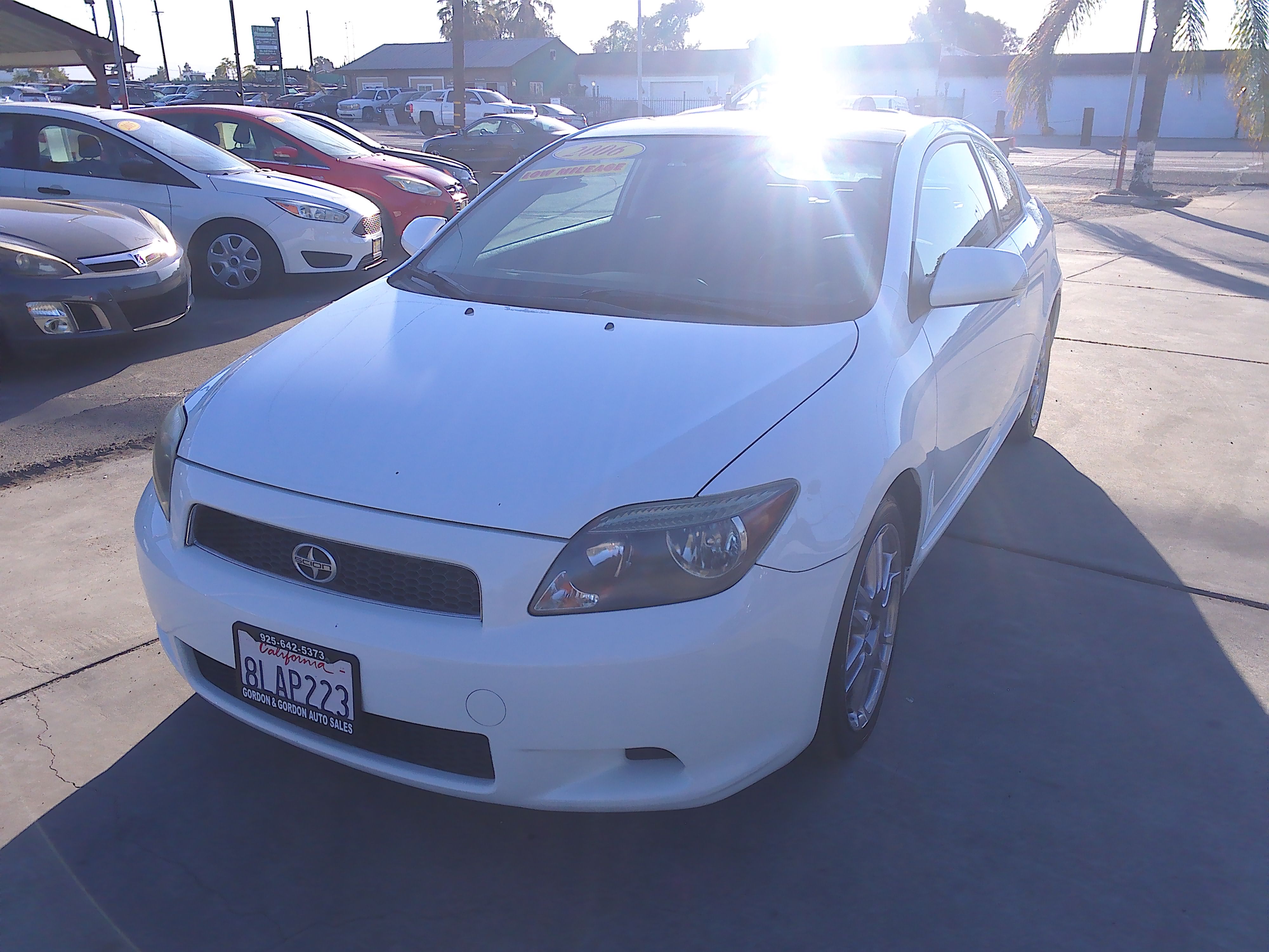 Used 2006 Scion tC FWD image 2